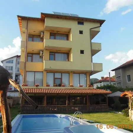 Sharkov Family 3* Ognyanovo (Blagoevgrad)