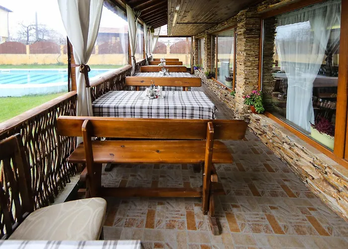 Sharkov Family Hotel